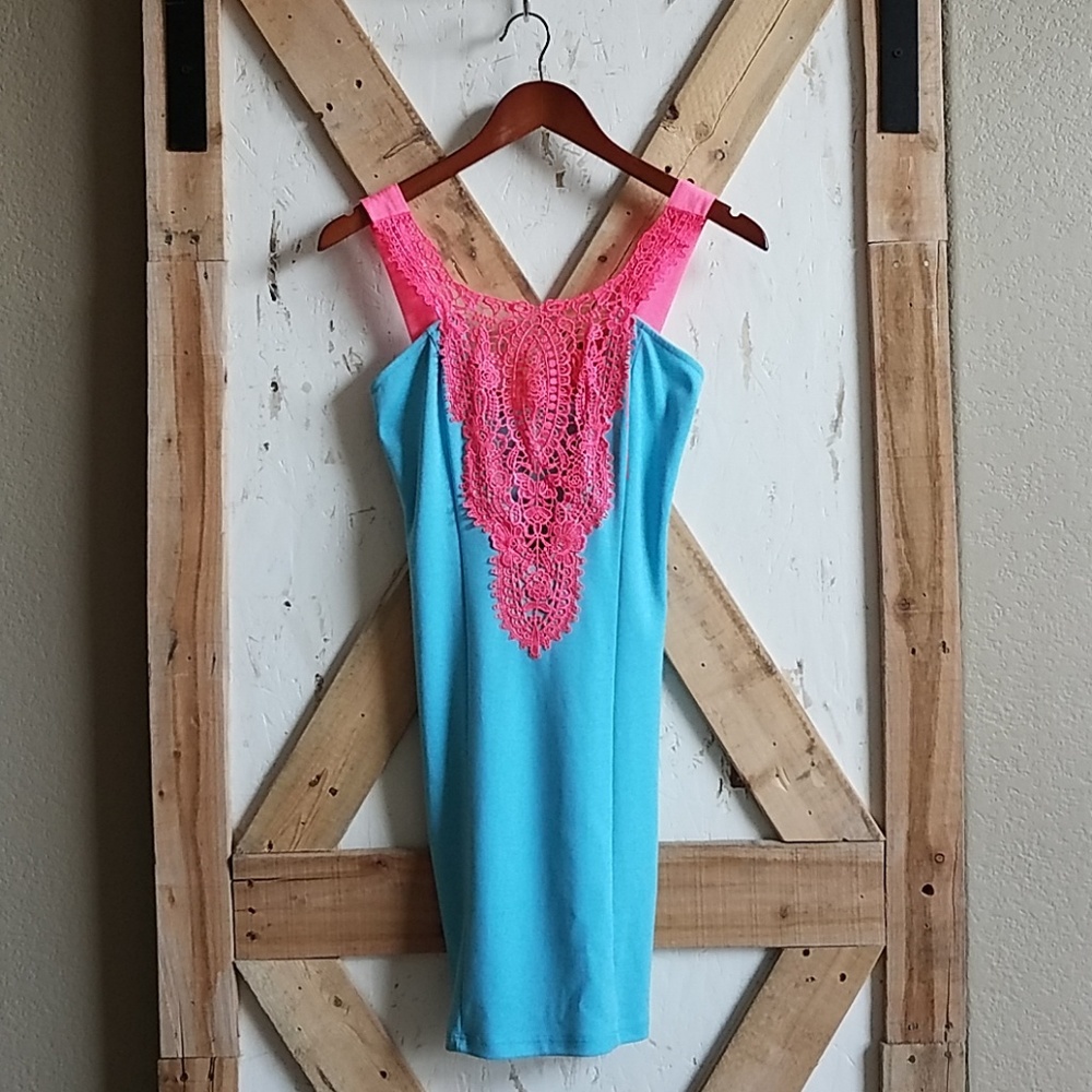 Lace cut out mini
